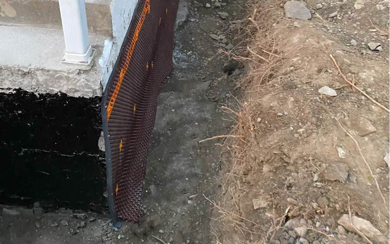 Hi-Tech Foundation 1