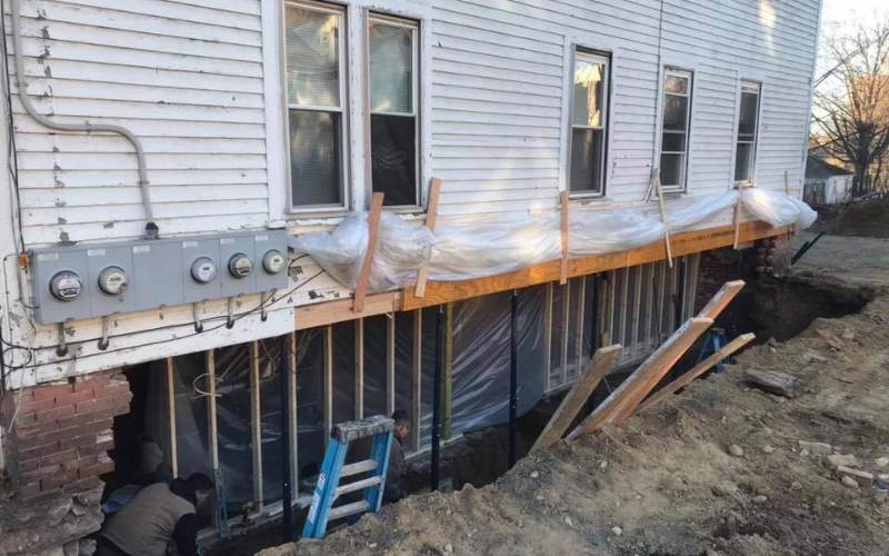 Hi-Tech Foundation 5